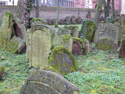 Old-jewish-cemetery